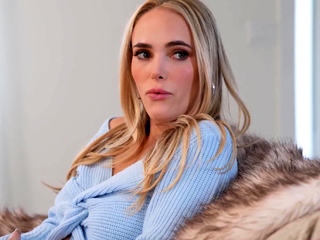 Stepmom Lets Creampie To Keep Warm