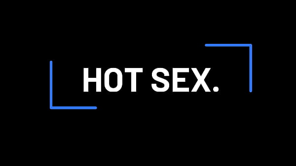 Tarde de péliculas con mi timida hermanastra y me la termino follando por el culo duro. high