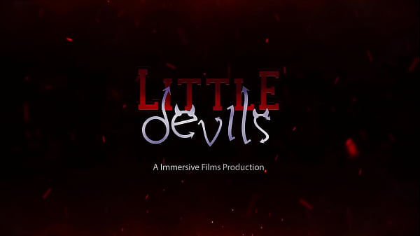 Ruiva perfeita fudendo o cuzinho até levar leitinho – Little Devils #57 – Karol RedXXX
