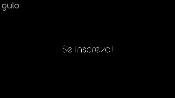 Tem coisa melhor do que fuder a bucetinha da Senhorita P assim? No pelo?!