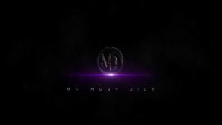 Montse Swinger flies into town to see Mr MobyDick finally