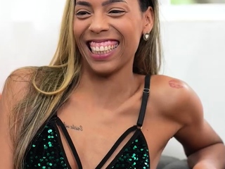 Franciele Gomes exibe sexo ass fucking innate e creampie em