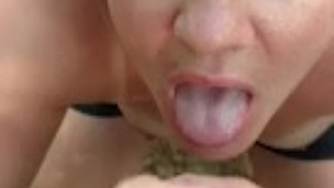 Becky Tailor getting orally creampied at the beach